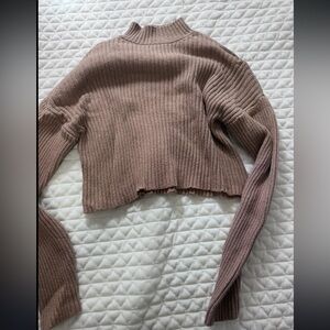 Turtleneck sweater size small brown
